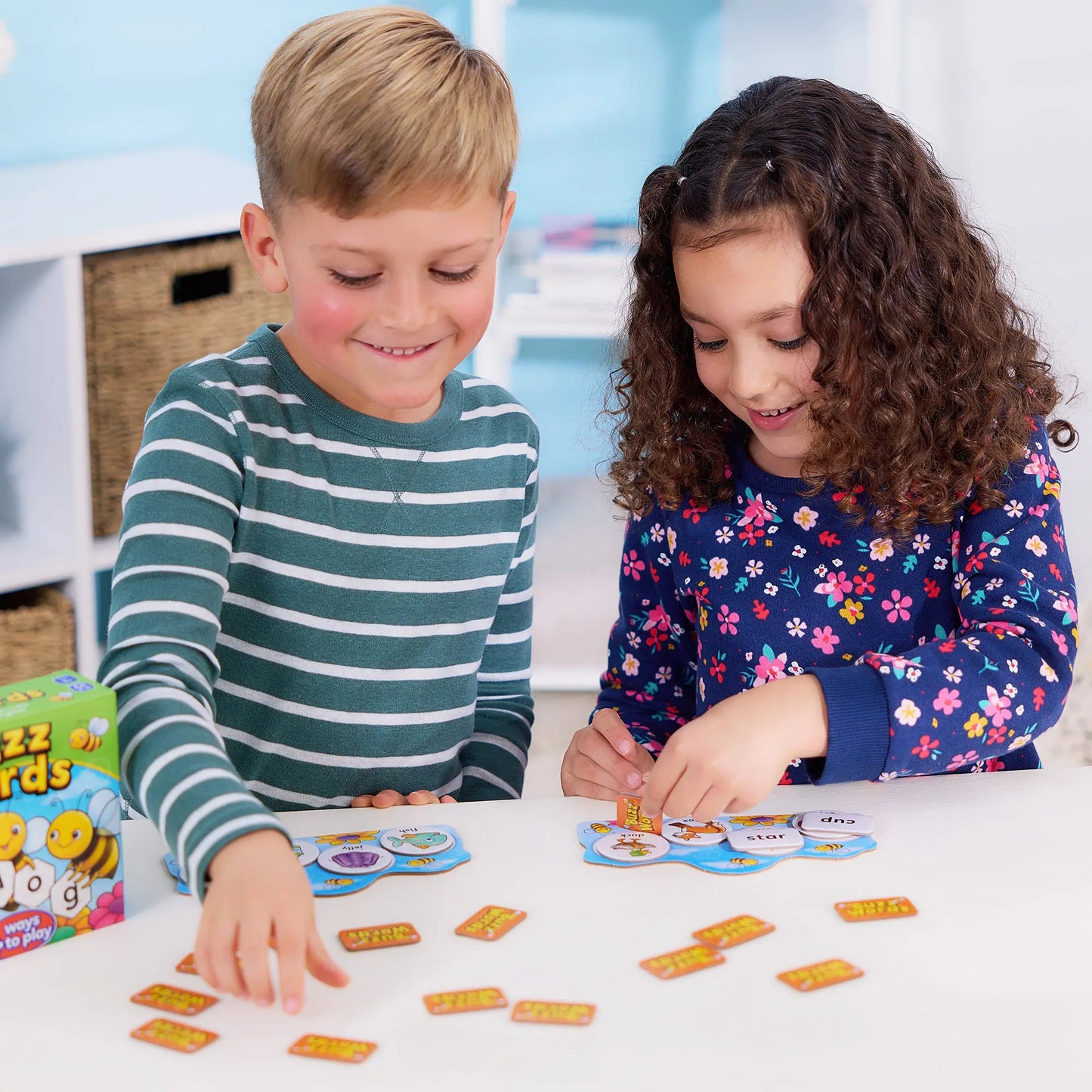 Orchard Toys Buzz Words Game 8