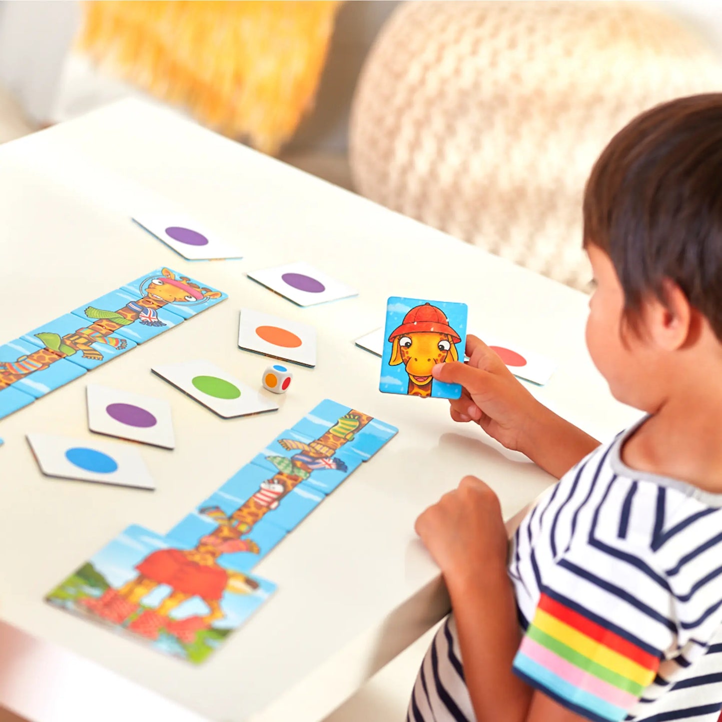 Orchard Toys Giraffes in Scarves Game 4